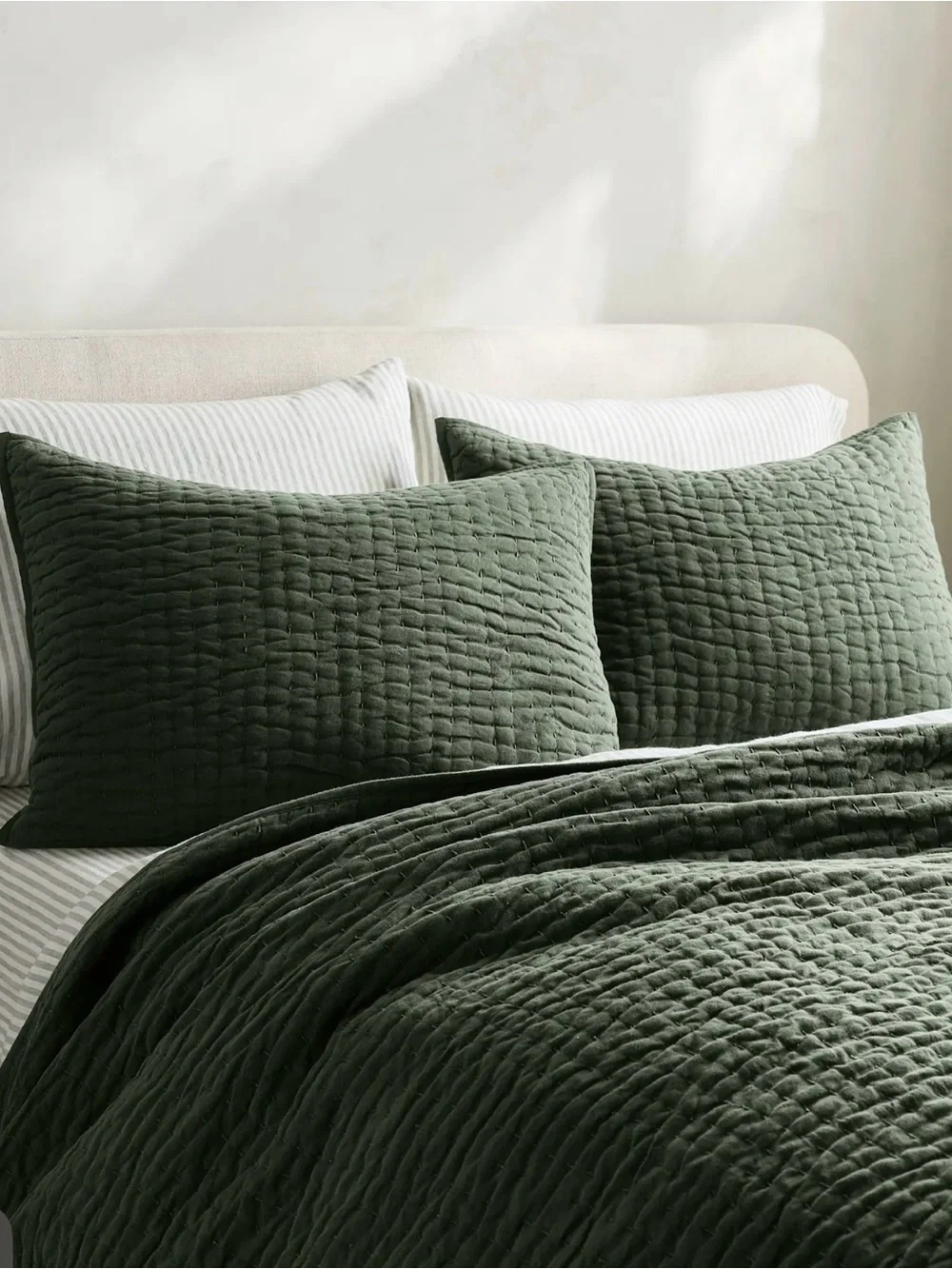 Quince European Linen and Cotton Stitch Quilt in Pine King 1364